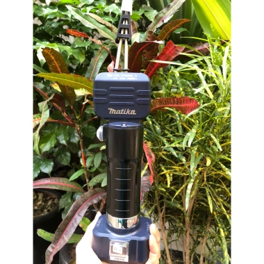 Máy vặt lông măng vịt điện Matika 2-4 mũi kẹp, pin lâu, cắt sạch, giá 1,1 triệu