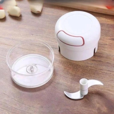 Máy xay tỏi ớt mini cầm tay đa năng – Giá 42.945đ, mạnh mẽ, tiện lợi, tiết kiệm