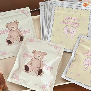 MEET 10 Chiếc Hoạt Hình Kẹo Tự Niêm – Túi Bảo Quản, Túi May Mắn, Quà Bất Ngờ 44.220đ