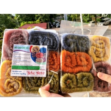 Mì gạo chũ rau củ ăn liền 4 màu – Đậu biếc, Gấc, Chùm ngây, Củ dền – EatClean 500g