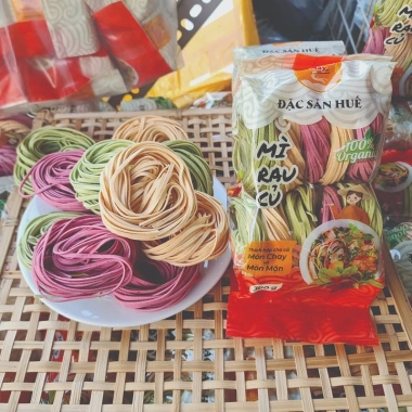 Mì Rau Củ Phương Mây 300gr Út Hà - Đặc Sản Huế Organic, Nấu Chay, Mặn Đều Ngon, Giá 37k