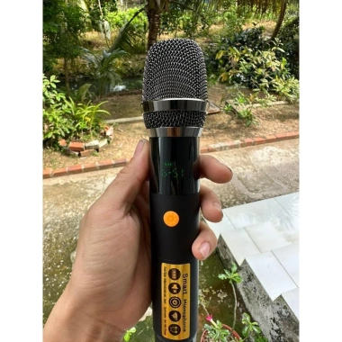Micro Loa Kéo UHF 2 Màn Hình Cao Cấp - Âm Thanh Mạnh, Kết Nối Ổn Định, 911.972₫ 2