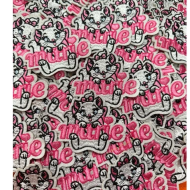 Miếng dán áo rách thêu hình mèo Marie 8cm - Patch vải ủi nhiệt, giảm giá 18k 2 Miếng dán áo rách thêu hình mèo Marie 8cm - Patch vải ủi nhiệt, giảm giá 18k 2