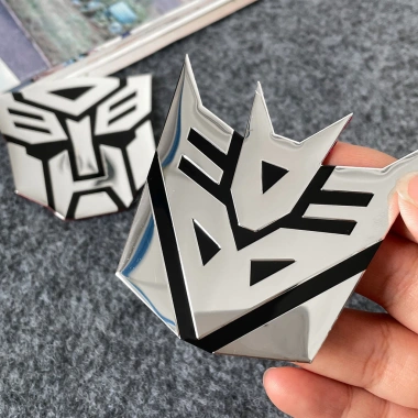 Miếng Dán Autobot Transformers Kim Loại cho Xe Máy, Xe Tay – Giá ưu đãi 61.560 2