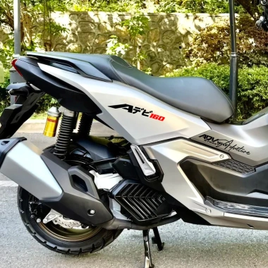 Miếng Dán Logo Honda ADV160 Nhật Bản Phản Quang Vinyl Chống Thấm Nước 63.550₫ 6