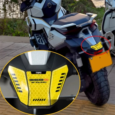 Miếng Dán Xe Máy ZONS 368G Phía Sau Fender Phản Quang Chống Thấm Nước Vinyl 3 Miếng Dán Xe Máy ZONS 368G Phía Sau Fender Phản Quang Chống Thấm Nước Vinyl 3