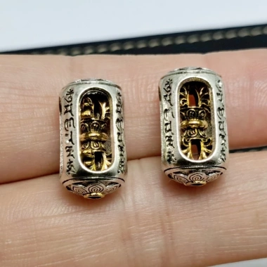 Miếng Đệm Hạt Bạc Tây Tạng 6 Xương Rồng Mantra Vajra Hợp Kim, Giá 42.879₫ 7 Miếng Đệm Hạt Bạc Tây Tạng 6 Xương Rồng Mantra Vajra Hợp Kim, Giá 42.879₫ 7