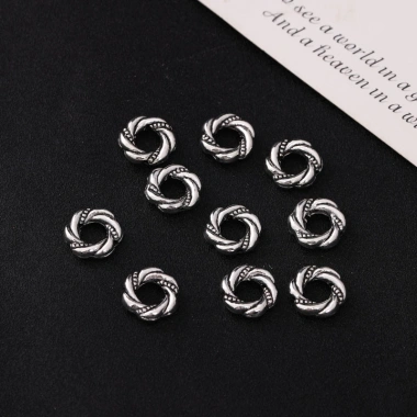 Miếng Đệm Hạt Bạc Trái Tim & Hoa - DIY Phụ Kiện Độc Đáo, Giá 27.048 VND 16 Miếng Đệm Hạt Bạc Trái Tim & Hoa - DIY Phụ Kiện Độc Đáo, Giá 27.048 VND 16