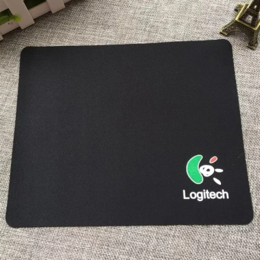 Miếng lót chuột Logitech - Mouse Pad mỏng siêu mượt, giảm giá tới 16.000₫