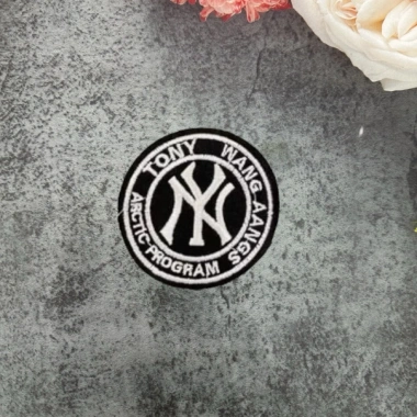 Miếng vá quần áo rách thêu vải ủi nhiệt: Nhiều mẫu gắn ngực áo nam, sticker thêu, giá chỉ 7.600đ
