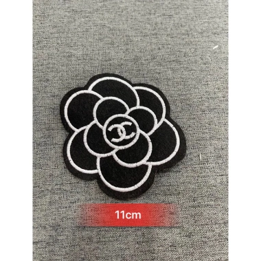 Miếng vá quần áo thêu ủi hình hoa - Thêu tinh xảo, dán nhanh, giá chỉ 14.000đ