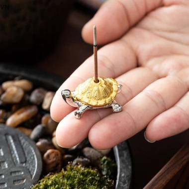 Mingxuan2 Hương Dính Giữ Rồng Rùa - Lư Hương Hợp Kim, Ốc Điêu Khắc Đồ Trang Trí Đồng Sen Để Bàn - 37.290 VND 4 Mingxuan2 Hương Dính Giữ Rồng Rùa - Lư Hương Hợp Kim, Ốc Điêu Khắc Đồ Trang Trí Đồng Sen Để Bàn - 37.290 VND 4