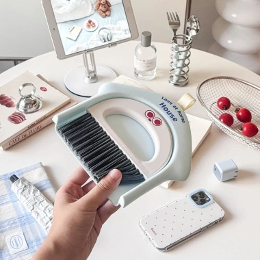Mini Chổi Bụi Dễ Thương Dụng Cụ Vệ Sinh Trẻ Em Học Sinh Xẻng Rác Nhỏ Giá 69k 3