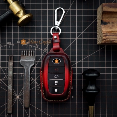 Mino Crafts - Bao da chìa khóa da bò cho Toyota Fortuner, Land Cruiser, Camry 2.025 - Chế tác thủ công - Giá ưu đãi 189.000đ 4 Mino Crafts - Bao da chìa khóa da bò cho Toyota Fortuner, Land Cruiser, Camry 2.025 - Chế tác thủ công - Giá ưu đãi 189.000đ 4