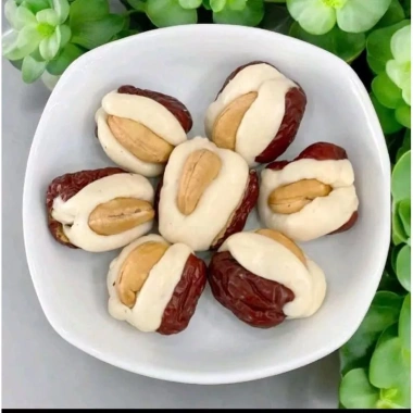 Mix 4 Vị Táo Đỏ Kẹp Sữa Lạc Đà Hạt Điều - Socola, Matcha, Sữa Chua, Phô Mai - 76.000₫ 3
