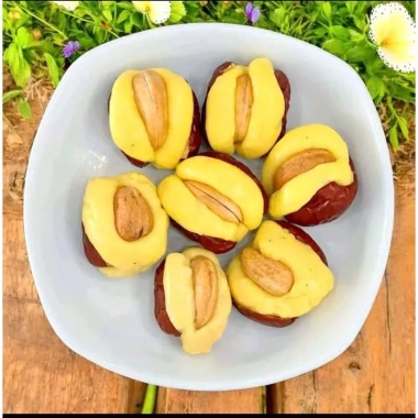 Mix 4 Vị Táo Đỏ Kẹp Sữa Lạc Đà Hạt Điều - Socola, Matcha, Sữa Chua, Phô Mai - 76.000₫ 4