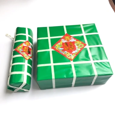 Mô hình bánh chưng bánh tét cỡ lớn 30x30cm - Trang trí Tết giá ưu đãi 84.000₫
