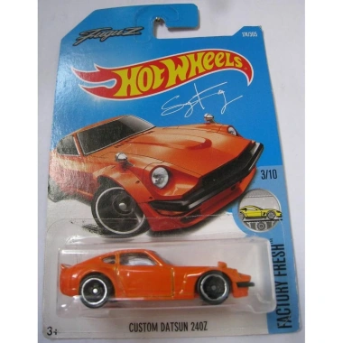 Mô hình Hot Wheels Premium Datsun 240Z – Xe đua cổ điển, Giá ưu đãi 209.000₫ 4