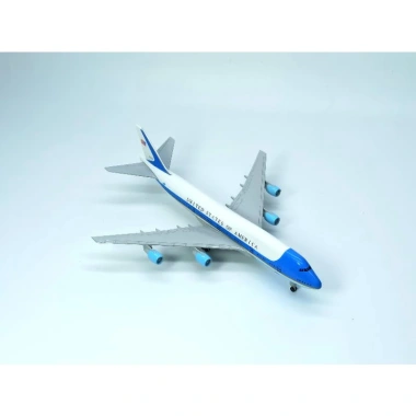 Mô hình máy bay Air Force One không lực 20cm - Kim loại bền đẹp, giá chỉ 235k 6 Mô hình máy bay Air Force One không lực 20cm - Kim loại bền đẹp, giá chỉ 235k 6
