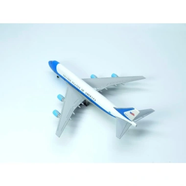 Mô hình máy bay Air Force One không lực 20cm - Kim loại bền đẹp, giá chỉ 235k 7 Mô hình máy bay Air Force One không lực 20cm - Kim loại bền đẹp, giá chỉ 235k 7