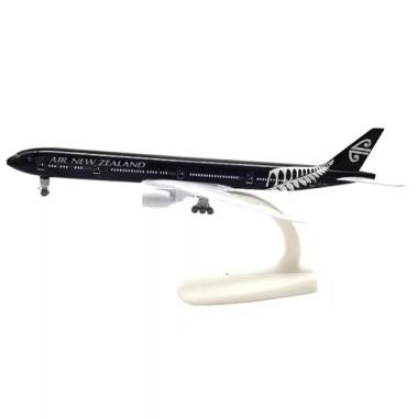 Mô hình máy bay Air New Zealand Boeing 777 18cm Giá ưu đãi 235.000₫ Mô hình máy bay Air New Zealand Boeing 777 18cm Giá ưu đãi 235.000₫