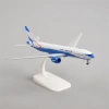 Mô hình máy bay Air Peace Nigeria Boeing 777 20cm - Giá ưu đãi 300.000₫, gốc 360.000₫