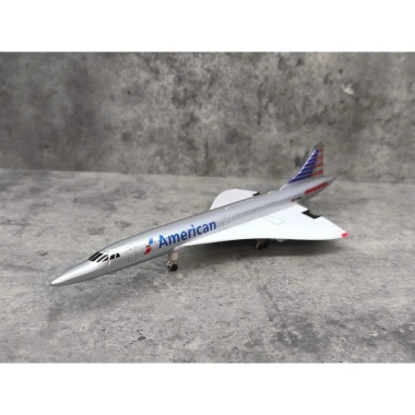 Mô hình máy bay American Airlines Concorde - Đồ sưu tập chi tiết, chỉ 235.000₫ 2 Mô hình máy bay American Airlines Concorde - Đồ sưu tập chi tiết, chỉ 235.000₫ 2
