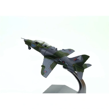 Mô hình máy bay Bea Hawk tỷ lệ 1/100 - Chi tiết siêu thực, giá ưu đãi 600.000₫ 4 Mô hình máy bay Bea Hawk tỷ lệ 1/100 - Chi tiết siêu thực, giá ưu đãi 600.000₫ 4