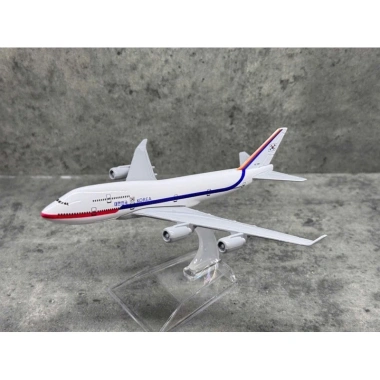 Mô hình máy bay chuyên cơ tổng thổng Hàn Quốc 16cm Giá ưu đãi chỉ 139.000 VNĐ 3 Mô hình máy bay chuyên cơ tổng thổng Hàn Quốc 16cm Giá ưu đãi chỉ 139.000 VNĐ 3
