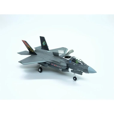 Mô hình máy bay F35B tỷ lệ 1/72 - Chi tiết siêu thực, giá ưu đãi 700.000₫ 3
