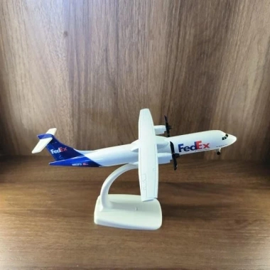 Mô hình máy bay FeDex ATR72 20cm chi tiết cao – Giá ưu đãi 300.000₫ giảm 60.000₫ 5