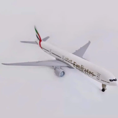 Mô hình máy bay Fly Emirates B777 18cm - Chi tiết tinh xảo, giảm giá 23% chỉ 235.000₫ 3