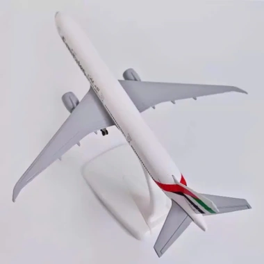 Mô hình máy bay Fly Emirates B777 18cm - Chi tiết tinh xảo, giảm giá 23% chỉ 235.000₫ 4