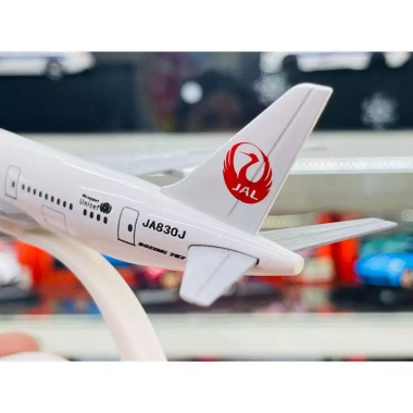 Mô hình máy bay Japan Airlines B787 - Chi tiết thực tế, giá ưu đãi 235.000₫ 3 Mô hình máy bay Japan Airlines B787 - Chi tiết thực tế, giá ưu đãi 235.000₫ 3