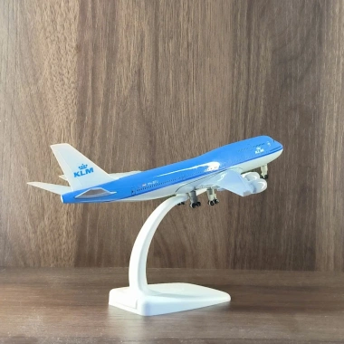 Mô hình máy bay KLM Airlines 20cm - Chiếc mô hình chi tiết, giá ưu đãi 199.000 VND 4