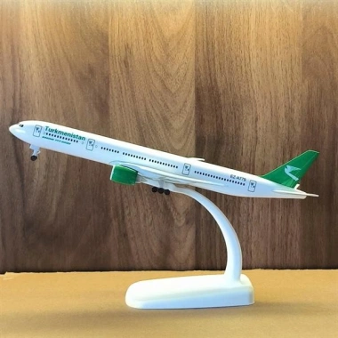 Mô hình máy bay Turkmenistan Airlines B777 18cm - Tinh xảo, giá ưu đãi 235.000 VND Mô hình máy bay Turkmenistan Airlines B777 18cm - Tinh xảo, giá ưu đãi 235.000 VND
