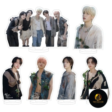 Mô hình Standee Kpop TXT SOLO + BTS Jungkook - 9 phụ kiện trang trí bàn học
