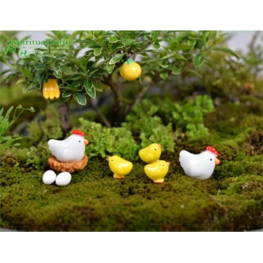 Mô hình tiểu cảnh Đàn gà mẹ, gà con, gà trống, gà mái cùng trứng trong tổ - Giá 3.600đ 3