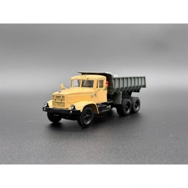 Mô hình xe KRAZ 256B1 màu be-xám, giá ưu đãi 1.050.000 VNĐ, chi tiết thực tế Mô hình xe KRAZ 256B1 màu be-xám, giá ưu đãi 1.050.000 VNĐ, chi tiết thực tế