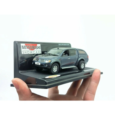 Mô hình xe Mitsubishi LC200 1/43 – Chi tiết tinh xảo, giá ưu đãi 1.350.000₫ 10 Mô hình xe Mitsubishi LC200 1/43 – Chi tiết tinh xảo, giá ưu đãi 1.350.000₫ 10