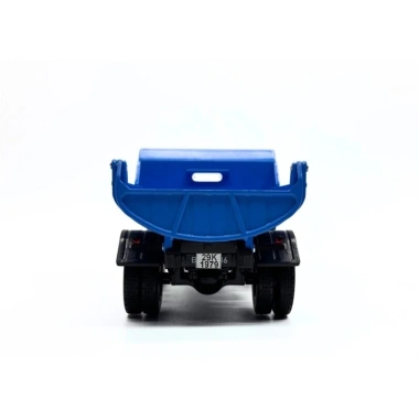 Mô hình xe ZIl130 MMZ DeA chi tiết siêu thực - Giá ưu đãi 1,250,000 VNĐ 4 Mô hình xe ZIl130 MMZ DeA chi tiết siêu thực - Giá ưu đãi 1,250,000 VNĐ 4