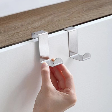 Móc Gài Treo Đồ Đa Năng Hình Chữ Z – Kim Loại Không Gỉ, Gắn Sau Cánh Tủ Bếp, Dễ Lắp Đặt, Tiết Kiệm Không Gian, Giá 32.639₫