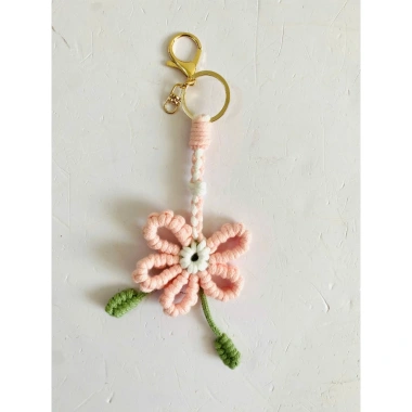 Móc Khóa Bông Hoa Tết Handmade Macrame Phụ Kiện Trang Trí và Quà Tặng Giá 47.000₫ 3