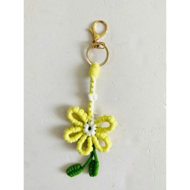 Móc Khóa Bông Hoa Tết Handmade Macrame Phụ Kiện Trang Trí và Quà Tặng Giá 47.000₫ 5