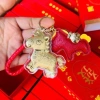 Móc Khóa Charm Ngựa Vàng May Mắn Ful - Hộp và Dây Đeo Đỏ, Giá 16.000 (2.026)