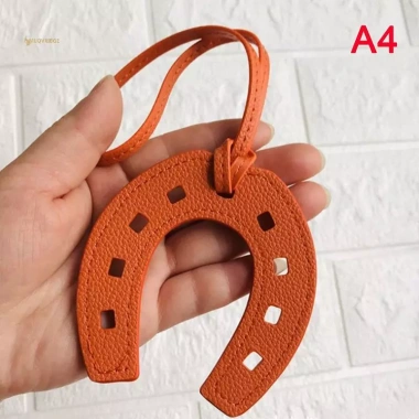 Móc Khóa Da Ngựa Móng Ngựa MUQV - Túi Xách Thời Trang, Bảo Vệ và Tiết Kiệm 18%