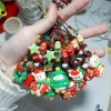 Móc khóa & dây treo điện thoại Giáng sinh ông già Noel - mẫu ngẫu nhiên, 28.000₫