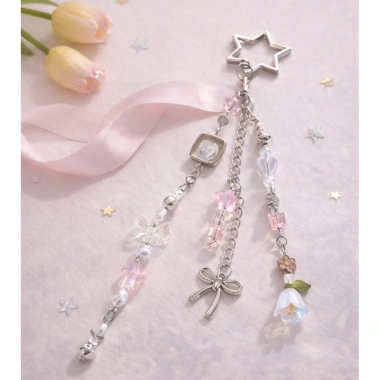 Móc khóa đeo túi Pink Whisper - Thiết kế sang trọng, giảm 22% chỉ 65.000₫
