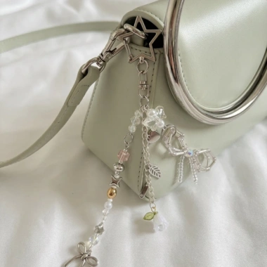 Móc khóa đeo túi Starry Bloom Charm – Lấp lánh, giá 65.000đ, giảm 17.550đ 4