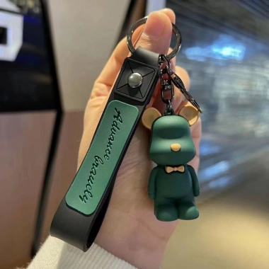 Móc khóa gấu dâu BeaRick dễ thương, thiết kế cute, giảm giá 43.890đ, phù hợp làm quà tặng